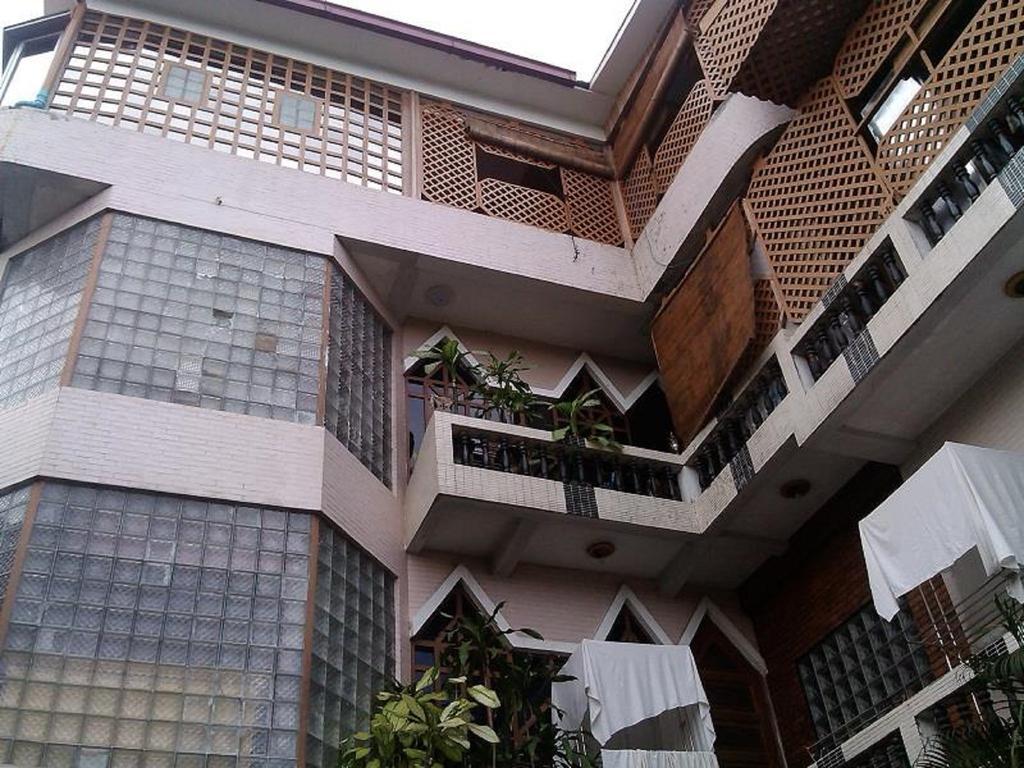 Kaung Lay Inn Rangum Exterior foto