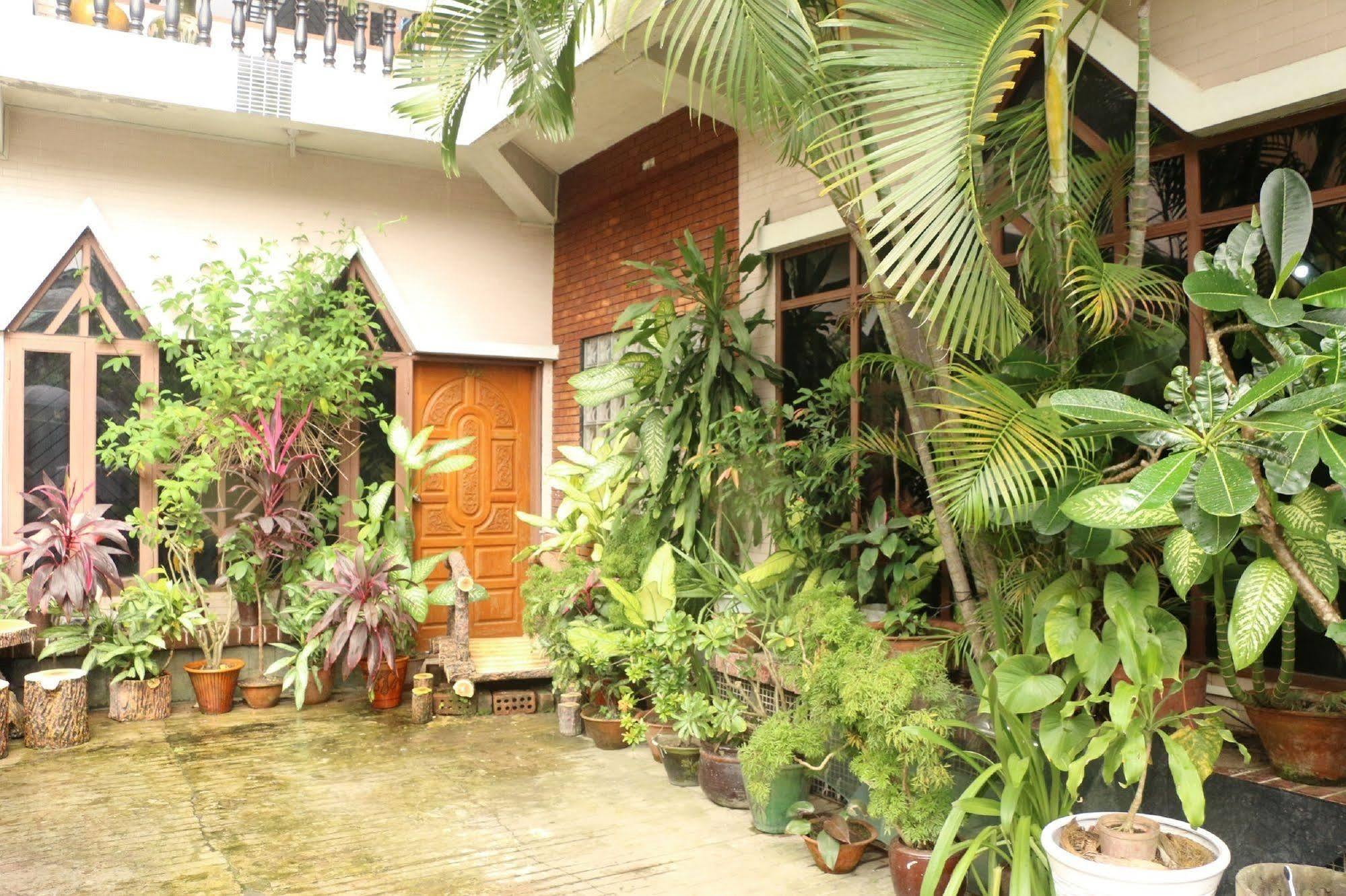 Kaung Lay Inn Rangum Exterior foto
