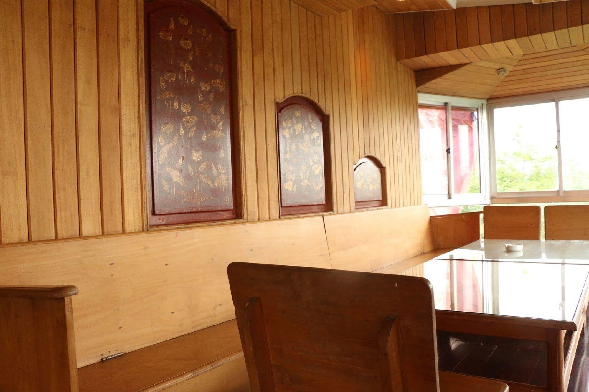 Kaung Lay Inn Rangum Exterior foto